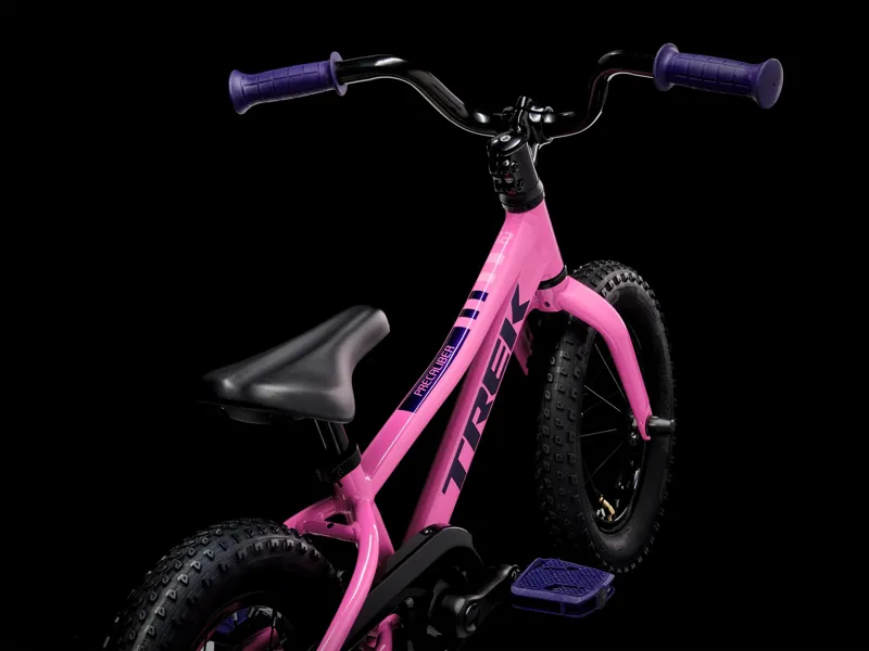 Trek Precaliber 12w 2025 Kids Bike - Flamingo Pink-2