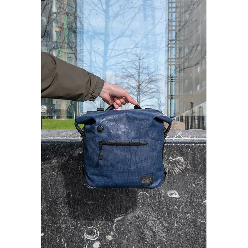 Brompton Borough Waterproof Bag With Frame - Small 9 Litres - Navy-7