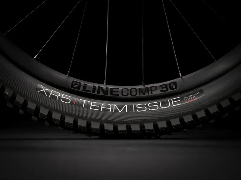 Trek Remedy 7 27.5 inch 2022 Full Suspension Mountain Bike - Crimson-6