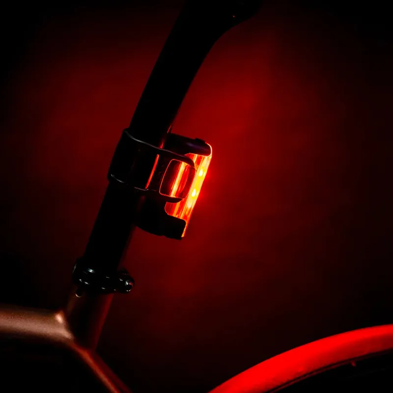 Lezyne Strip Drive Pro 400+ Rear Light - Black-7
