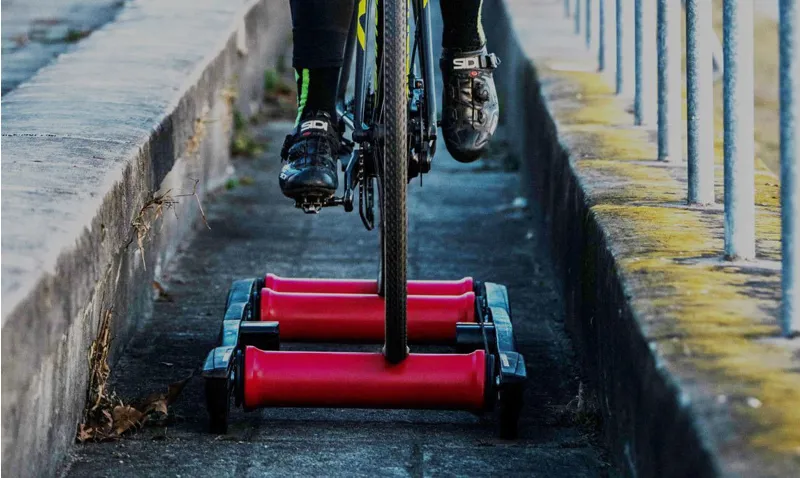 Elite Arion Rollers Black/Red-4