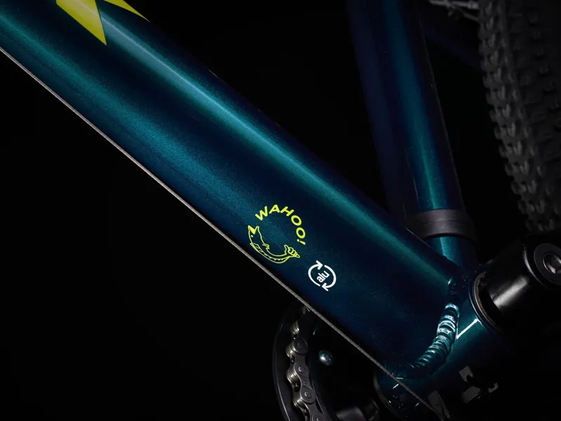 Trek Wahoo 26 2023 Kids Hybrid Bike - Dark Aquatic-3