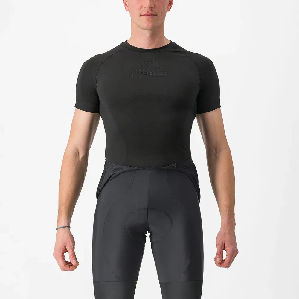 uPRISE Bikes Castelli Core Seamless Men's Short Sleeve Base Layer - Black | Price match, 365 day return s, 18-Month Warranty, Finance Available & Free UK Delivery