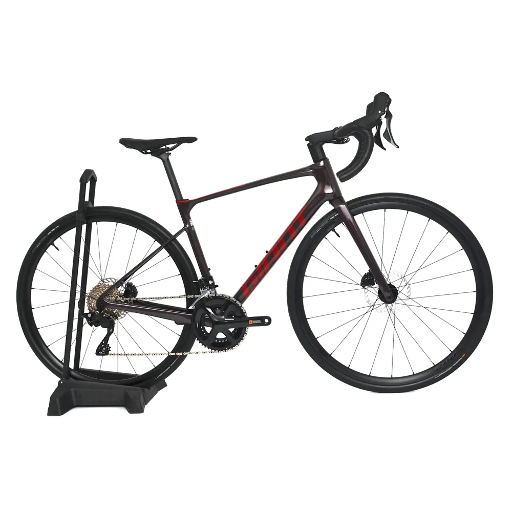 uPRISE Bikes Nearly New Giant Defy Advanced 2 2024 Carbon Endurance Road Bike - Small - Tiger Red | Price match, 365 day return s, 18-Month Warranty, Finance Available & Free UK Delivery