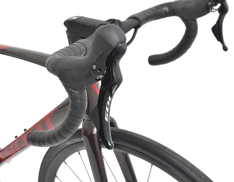 Nearly New Giant Defy Advanced 2 2024 Carbon Endurance Road Bike - Small - Tiger Red-8