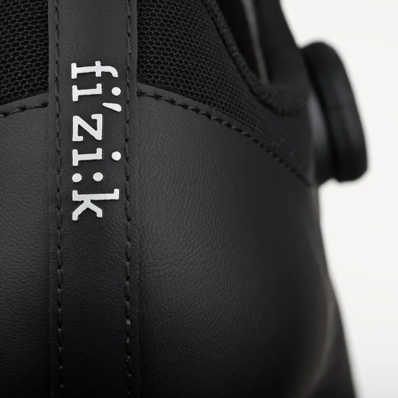Fizik Vento Omna Road Shoes - Black-5