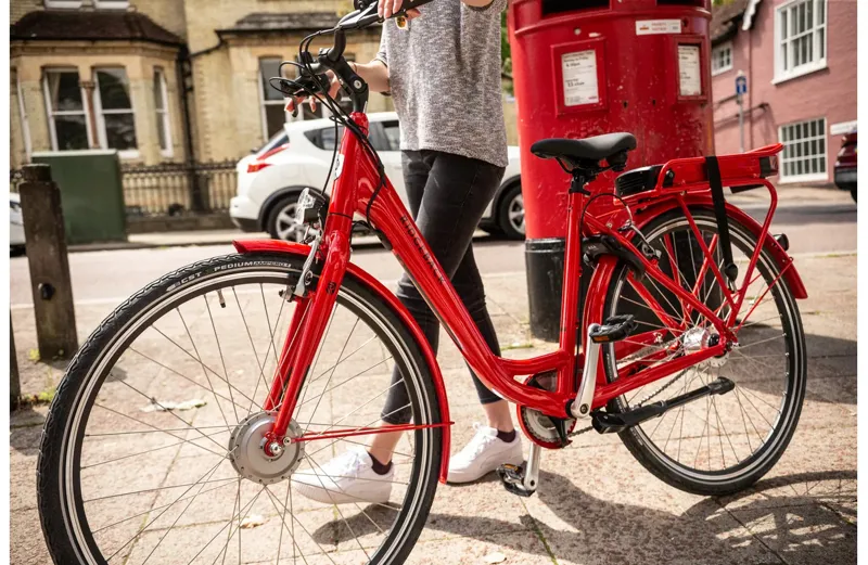 Ridgeback Electron F.H.D Unisex 2025 Electric Urban Bike - Red-7