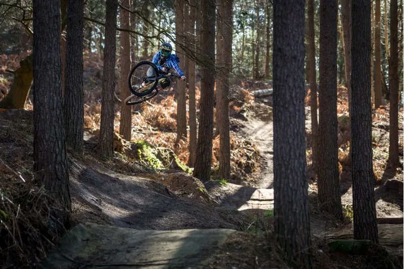 GT Zaskar LT Expert 29er 2024 Hardtail Mountain Bike - Moss Green-2