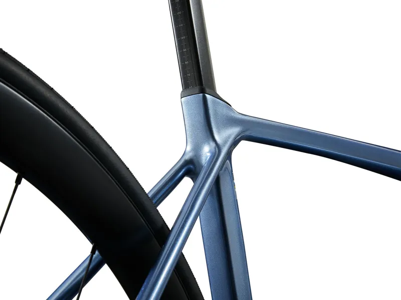 Giant TCR Advanced 0 AXS 2025 Carbon Road Bike - Frost Silver-3