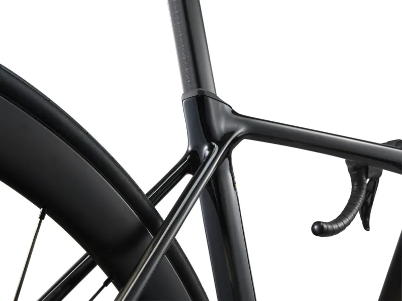 Giant TCR Advanced Pro 1-Di2 2025 Carbon Road Bike - Carbon-4