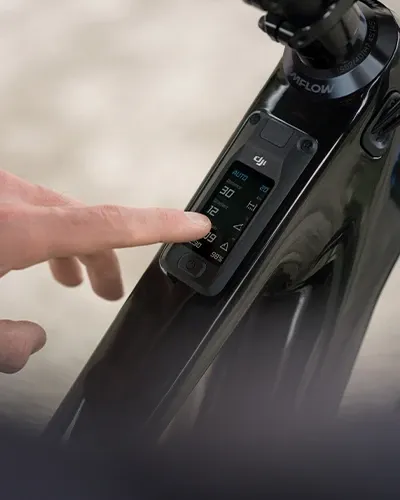 Amflow PL cockpit and controls detail