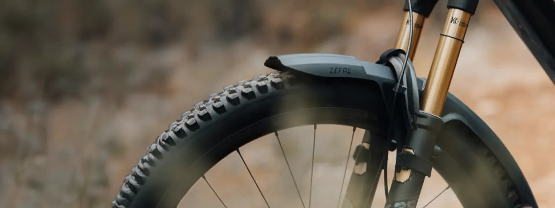Zefal front mountain bike mudguard fitted above the front tyre