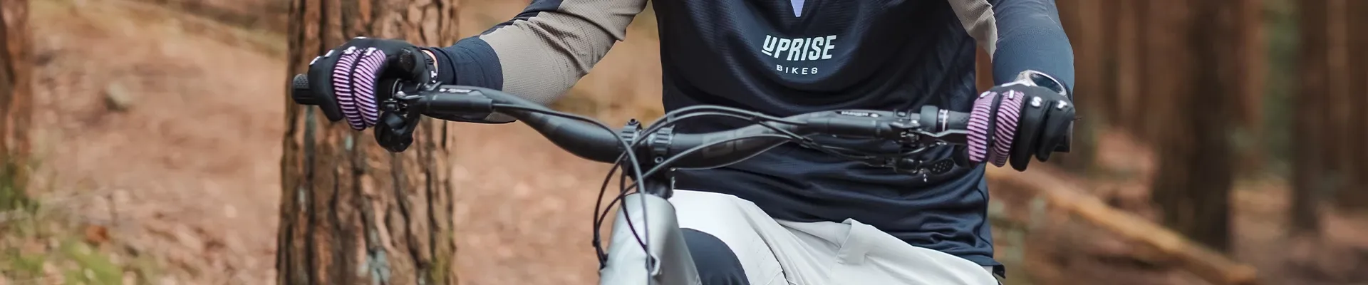 Cycling cockpit on a Specialized Levo Evo eMTB including handlebars, stems and grips