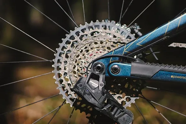 Bike cassettes detail on Whyte eMTB