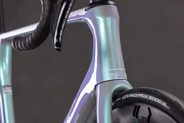 Cube Agree aerodynamic carbon road bike head tube profile