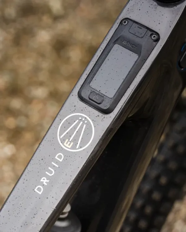 Forbidden Druid E display and toptube detail