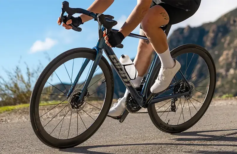 Riding the Giant TCR road bike close up