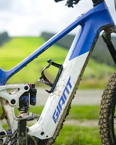 Giant Trance Advanced E+ down tube housing the integrated EnergyPak battery