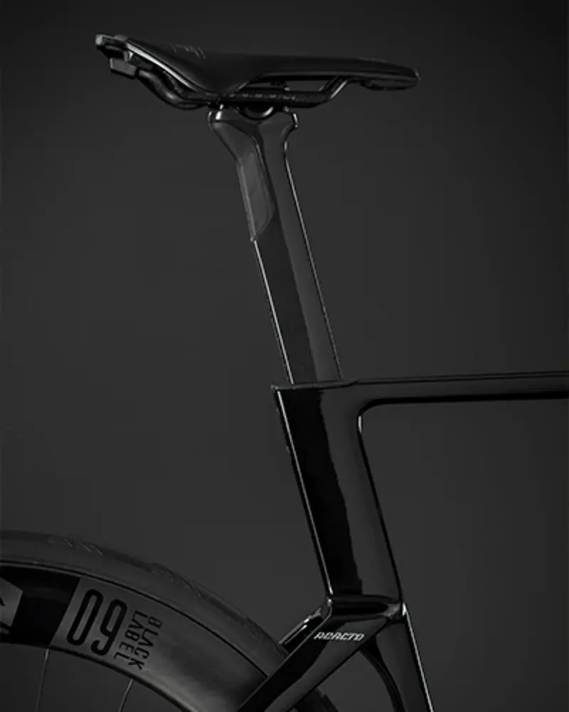 Merida Reacto 10K seatpost and rear triangle detail