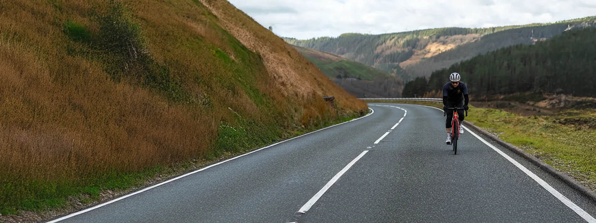 Road race bikes built for speed, sharp handling and fast group rides