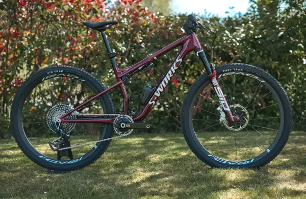 S-Works Epic 9 lightweight XC race bike red