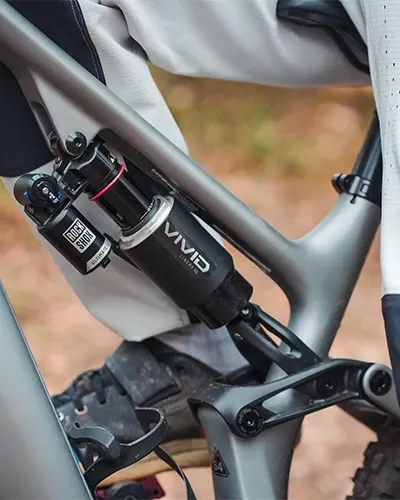Specialized Levo Evo RockShox Vivid shock and rear suspension linkage detail