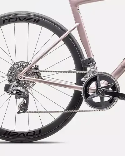 Specialized Tarmac SL8 Expert SRAM Rival eTap electronic drivetrain detail
