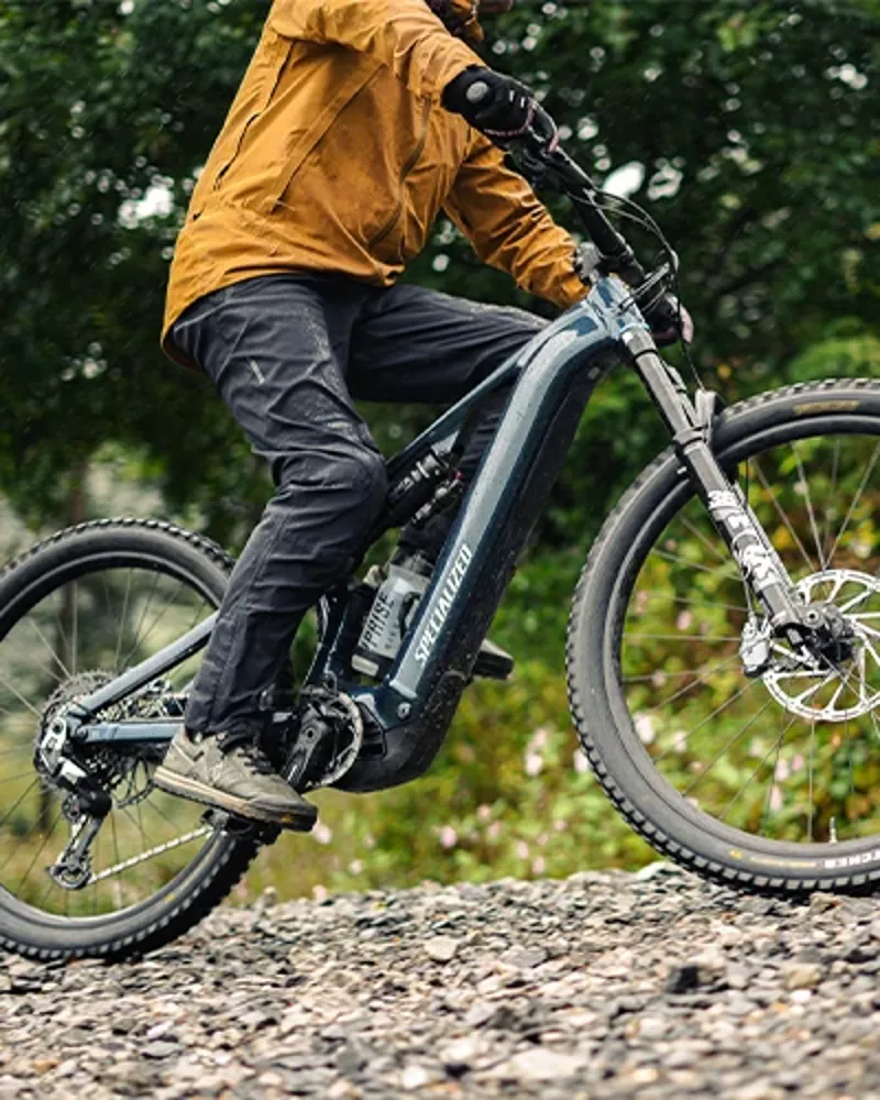 Turbo Levo frame detail while riding