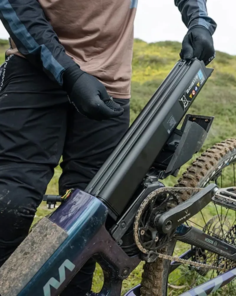 Whyte Kado removable battery detail