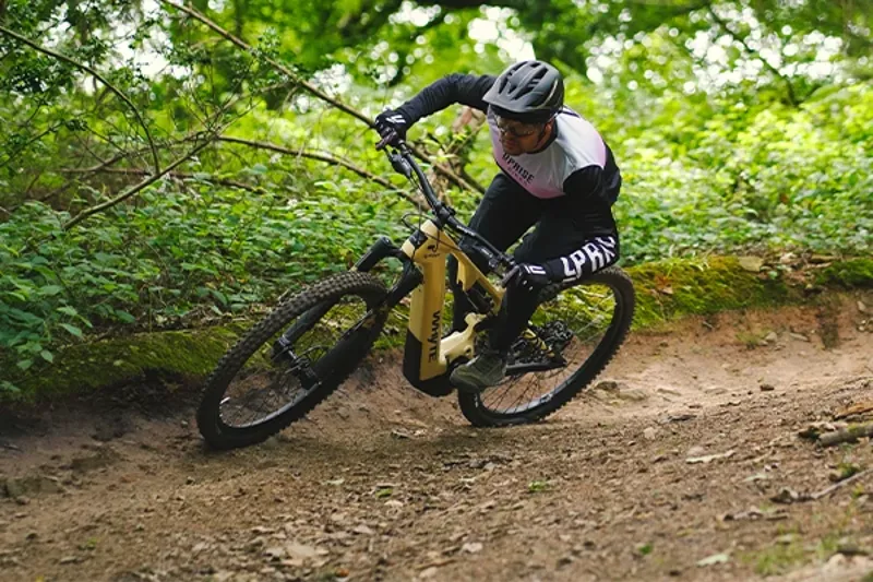 Whyte Kado cornering on trail