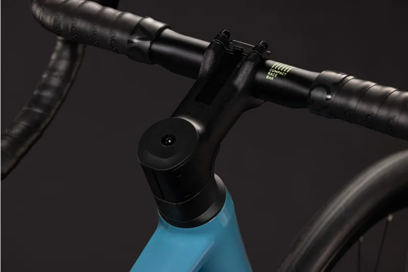 Cube Attain Pro 2027 Endurance Road Bike - Surfblue/Black-1