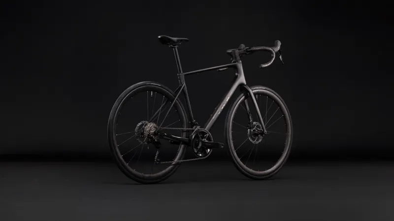 Cube Attain C:62 Race 2027 Carbon Endurance Road Bike - Coalchrome-7