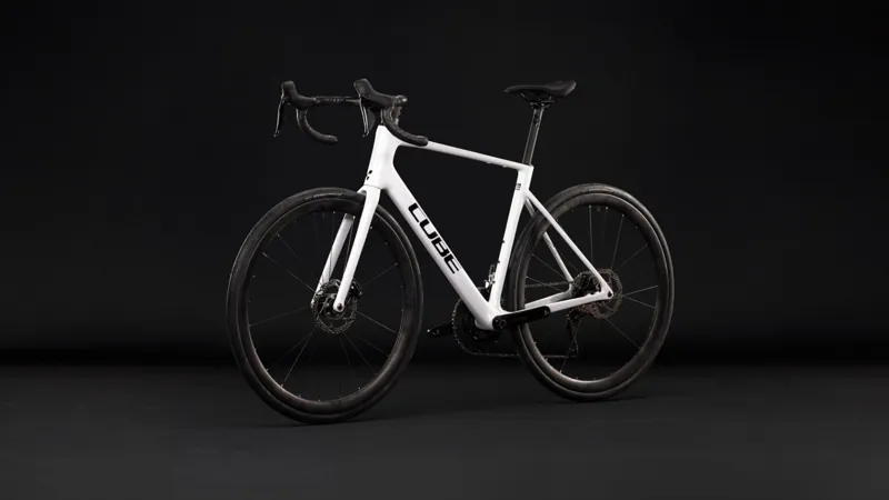 Cube Attain C 62 SLX 2027 Carbon Endurance Road Bike - Metallic White-9
