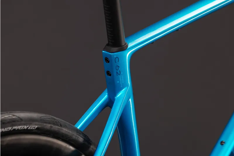 Cube Attain C 62 SLX 2027 Carbon Endurance Road Bike - Bali/Blue-3