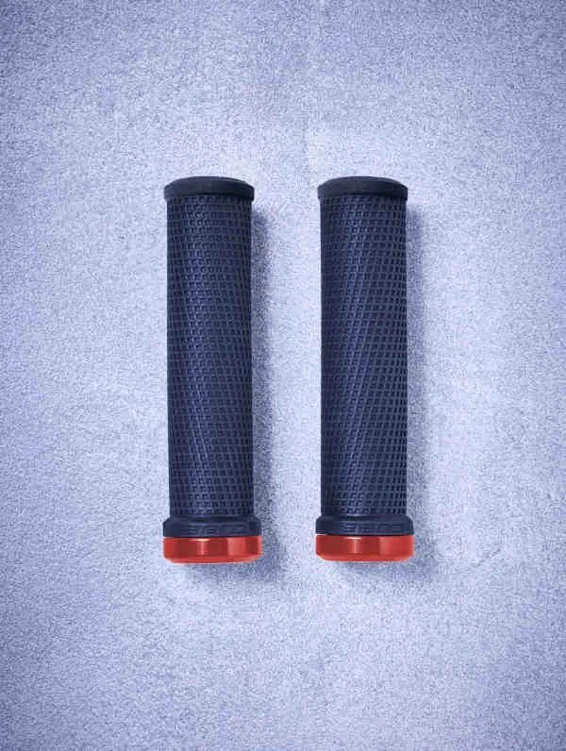 Cube Race Grips-3