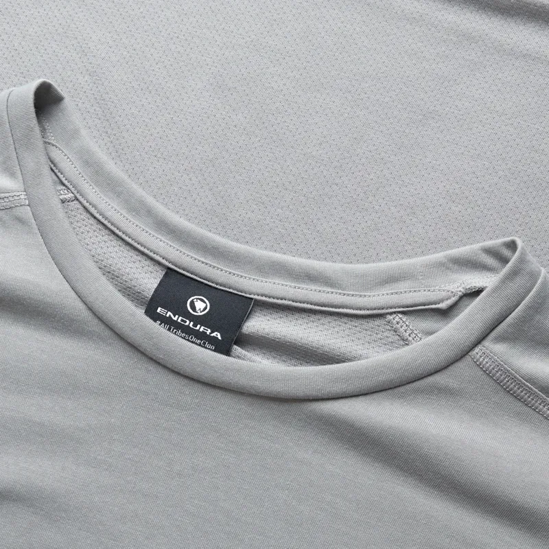 Endura Loop Men's Long Sleeve Tech Tee - Dreich Grey-3