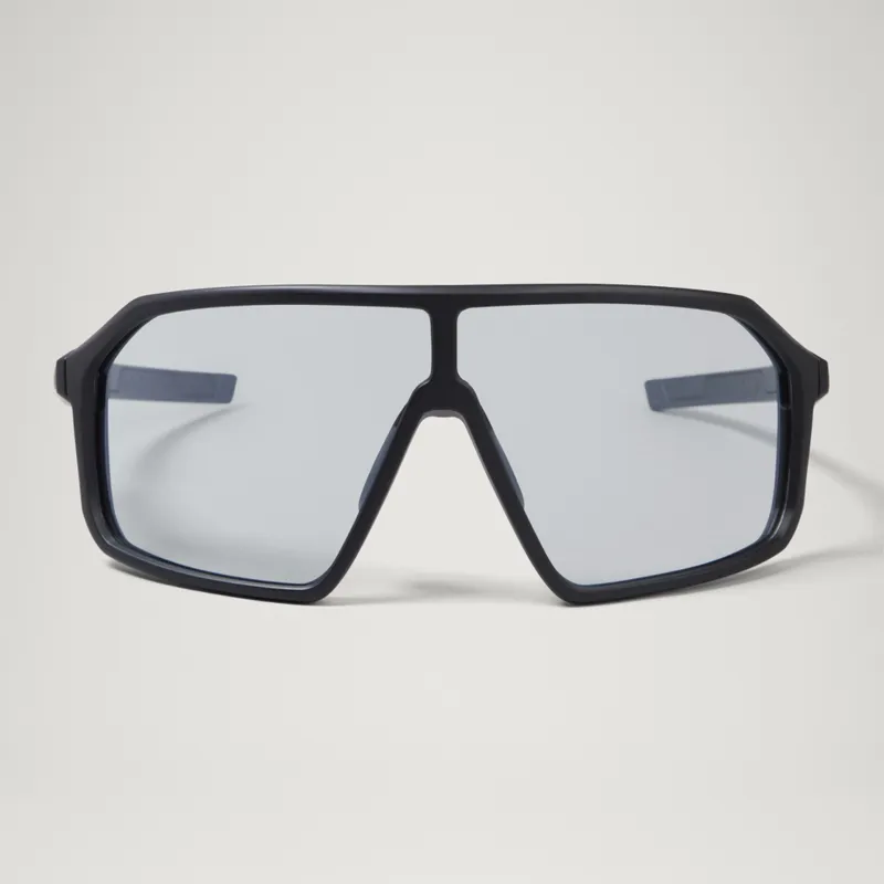 Endura Mullet Photochromic Cycling Sunglasses - Matt Black-1