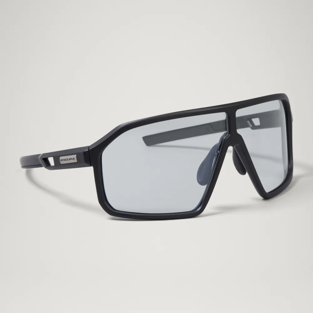 uPRISE Bikes Endura Mullet Photochromic Cycling Sunglasses - Matt Black | Price match, 365 day return s, 18-Month Warranty, Finance Available & Free UK Delivery