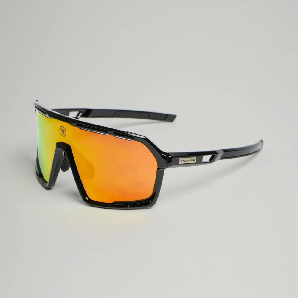 uPRISE Bikes Endura Pro SL Cycling Sunglasses - Black | Price match, 365 day return s, 18-Month Warranty, Finance Available & Free UK Delivery