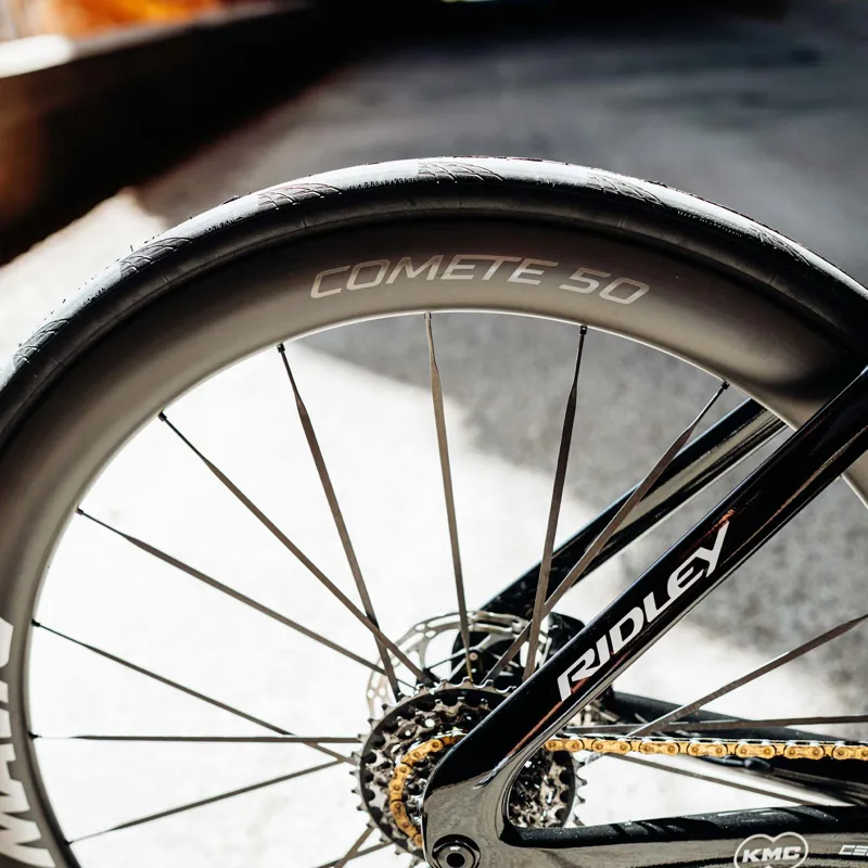 Mavic Comete 50 Ceramic Disc Centre Lock Road Wheelset-7