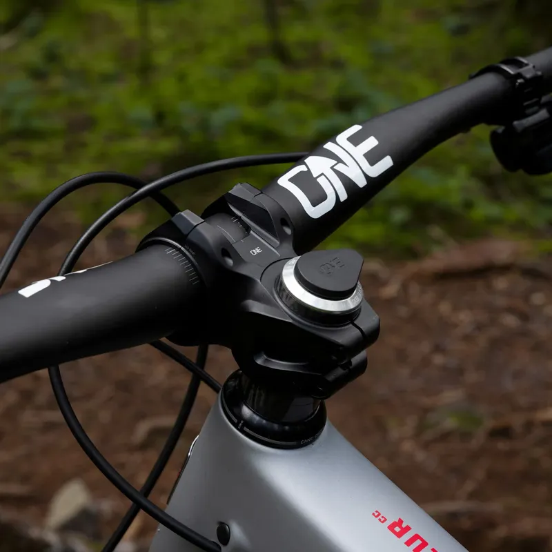 One Up V2 Carbon 800mm MTB Handlebar-9