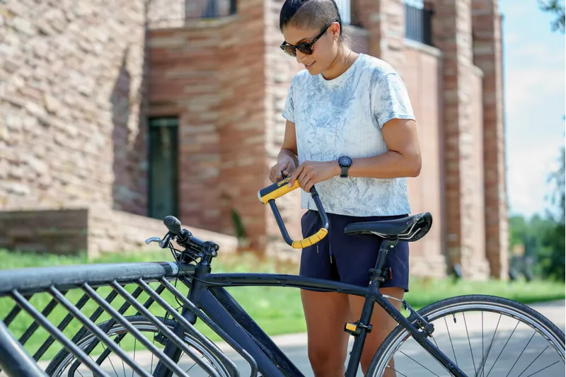 OnGuard Pitbull DT Shackle U-Lock Plus Cable - Diamond Sold Secure-2