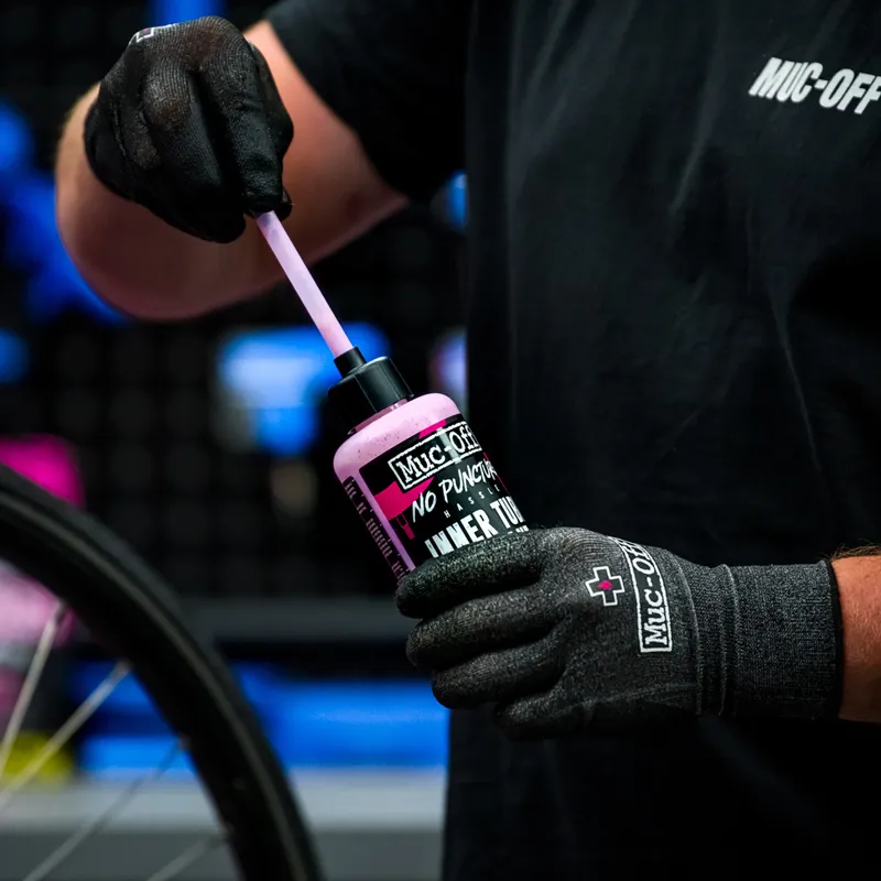 Muc-Off No Puncture Hassle Inner Tube Sealant - 300ml-2
