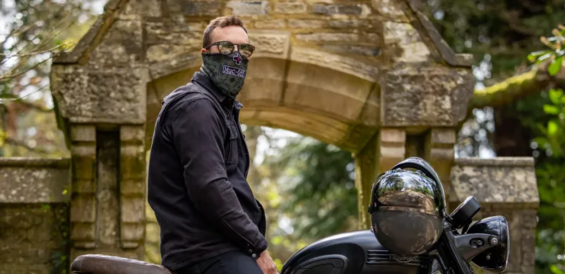 Muc-Off Lightweight Neck Gaiter - Punk Green-6