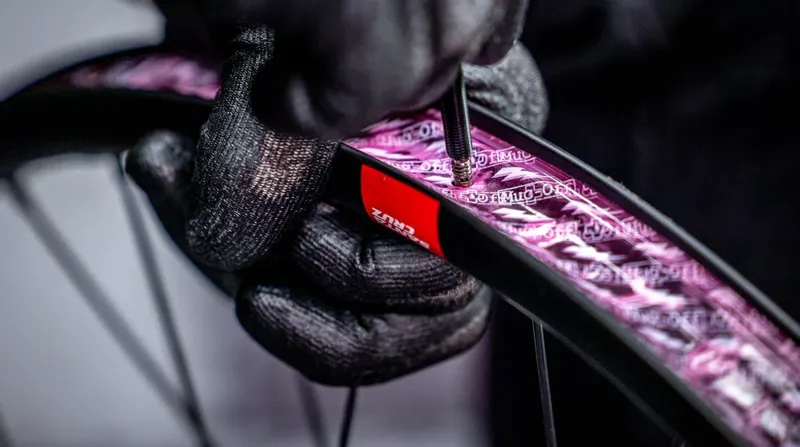 Muc-Off Tubeless Rim Tape - 38mm x 10m-3