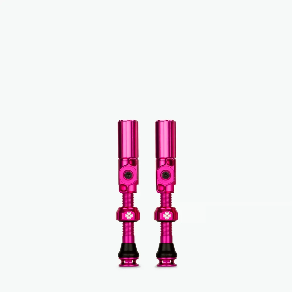 uPRISE Bikes Muc-Off Big Bore Lite Tubeless Valves Medium 35mm - Pink | Price match, 365 day returns, 18-Month Warranty, Finance Available & Free UK Delivery