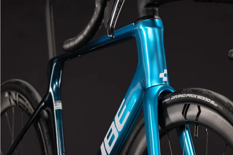 Cube Agree C:62 Race 2027 Carbon Road Bike - Chromeblue/Liquidblue-6