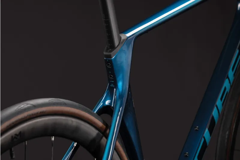 Cube Agree C:62 One 2027 Carbon Road Bike - Midnightteal/Sea-3