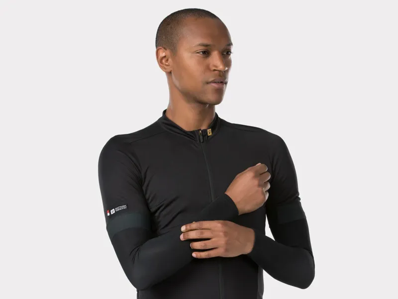 Bontrager Thermal Cycling Arm Warmer - Black-1
