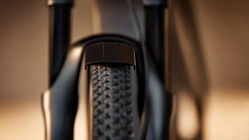 Bergamont E-Horizon Premium SUV Gent 2025 Electric Bike -Chrome Silver-1